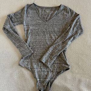 Grey long sleeve bodysuit #bodysuit #grey